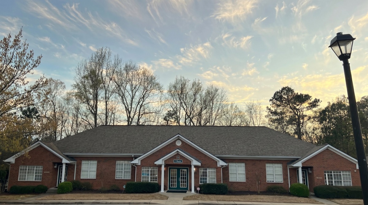 Creekstone Office Park exterior building view - Premier Executive Suites at 225 Creekstone Ridge, Woodstock GA 30188